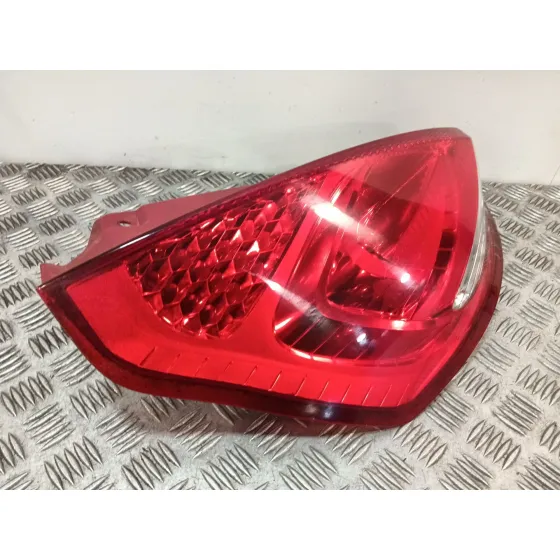 Piloto Trasero Izquierdo para Ford Fiesta Vi (Cb1, Ccn)