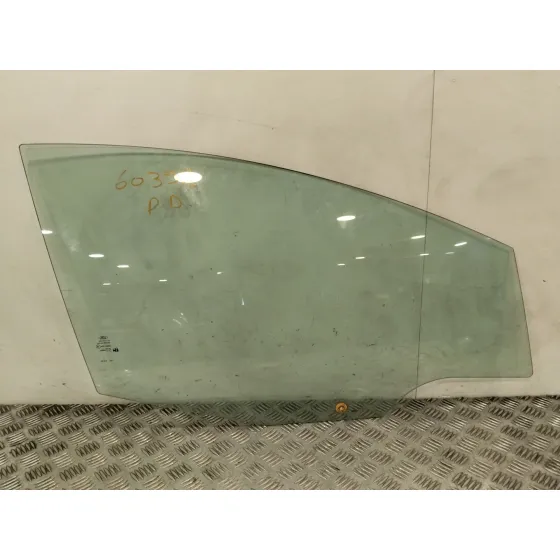 Luna Delantera Derecha para Ford Fiesta Vi (Cb1, Ccn)