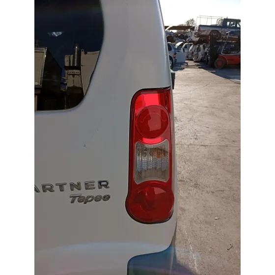 Piloto Trasero Derecho para Peugeot Partner Origin Monospace (G_)