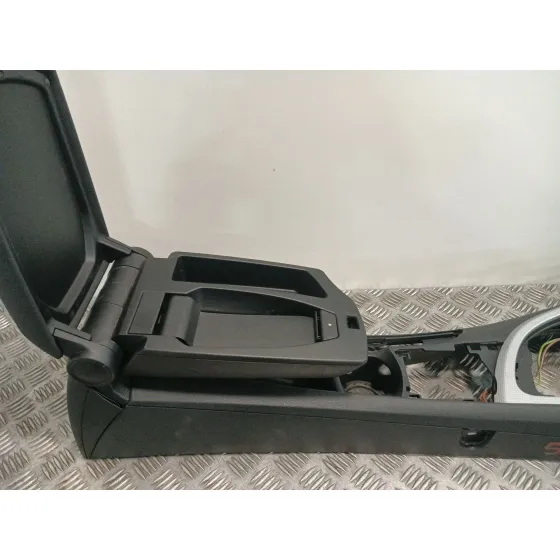 Apoyabrazos Central para Bmw 1 (E81)
