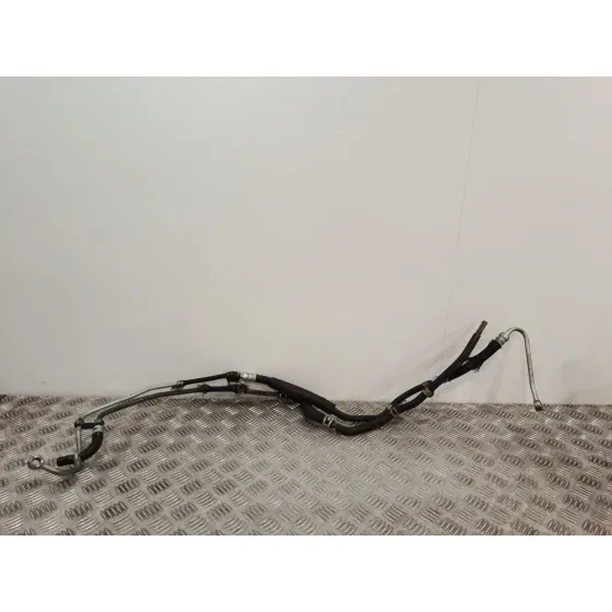 Tubo para Mazda 3 Lim. (Bl)