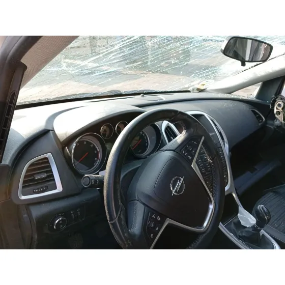 Salpicadero para Opel Astra J (P10)