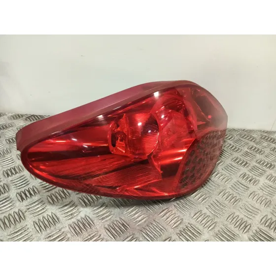 Piloto Trasero Izquierdo para Peugeot 207 Cc (Wd_)