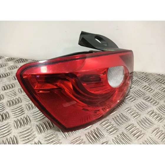 Piloto Trasero Izquierdo para Seat Ibiza Iv St (6J8, 6P8)