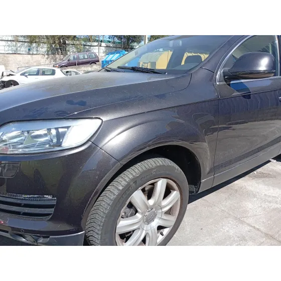 Aleta Delantera Izquierda para Audi Q7 (4Lb)
