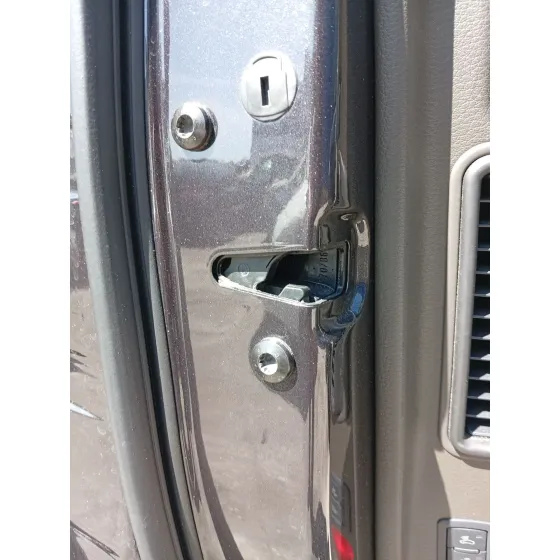 Cerradura Puerta Delantera Izquierda para Audi Q7 (4Lb)