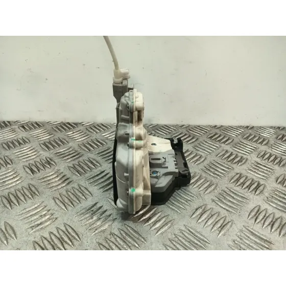 Cerradura Puerta Trasera Derecha para Audi Q7 (4Lb)
