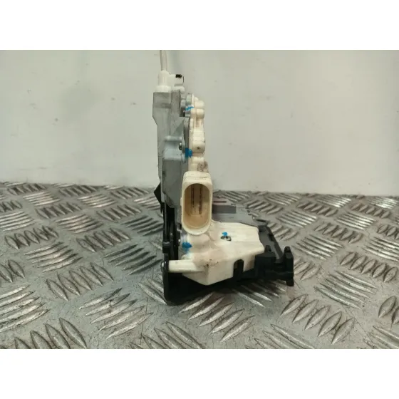 Cerradura Puerta Trasera Izquierda para Audi Q7 (4Lb)