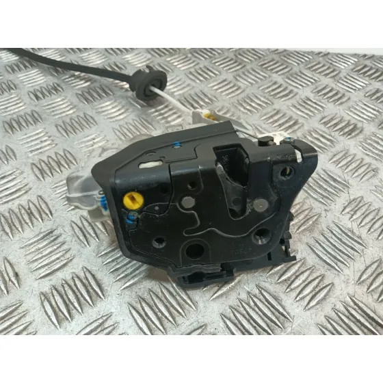 Cerradura Puerta Trasera Izquierda para Audi Q7 (4Lb)
