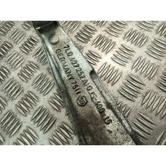 Mangueta Delantera Izquierda para Audi Q7 (4Lb)