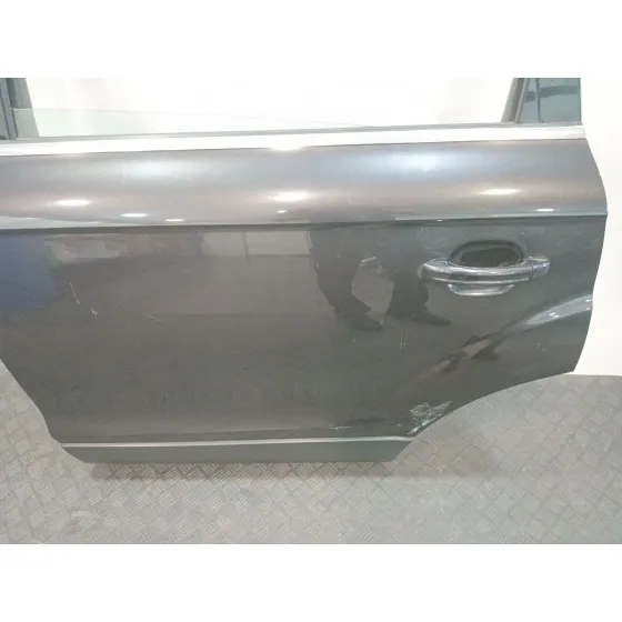 Puerta Trasera Izquierda para Audi Q7 (4Lb)