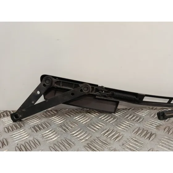 Brazo Limpia Delantero Izquierdo para Audi Q7 (4Lb)