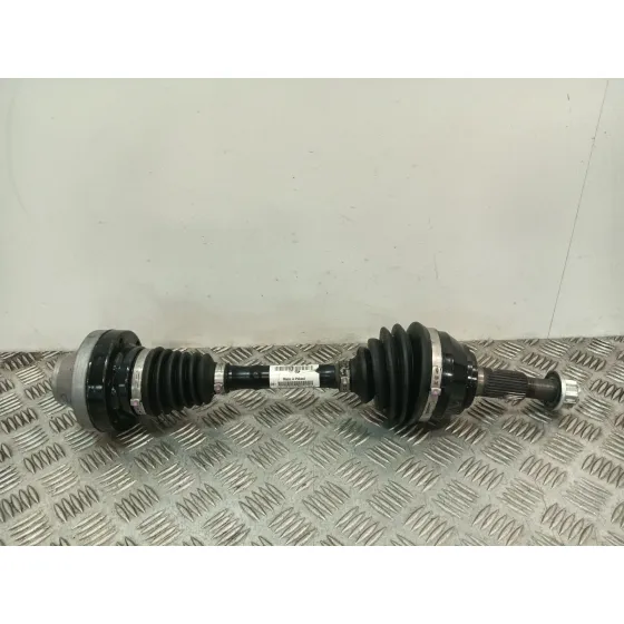 Transmision Delantera Izquierda para Audi Q7 (4Lb)