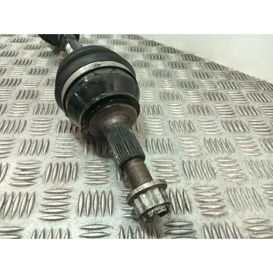 Transmision Delantera Izquierda para Audi Q7 (4Lb)