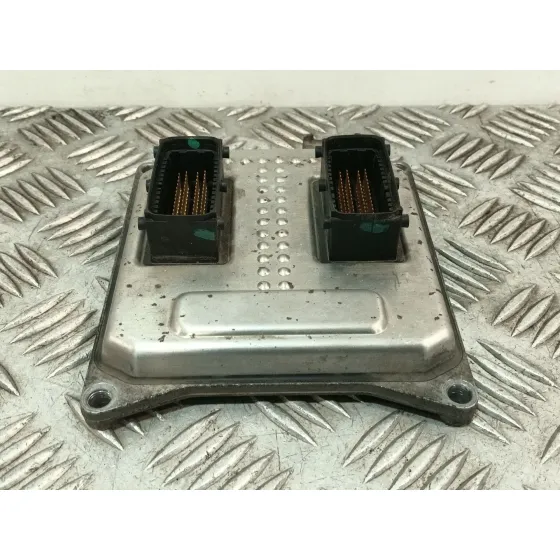 Centralita Motor Uce para Opel Zafira / Zafira Family B (A05)
