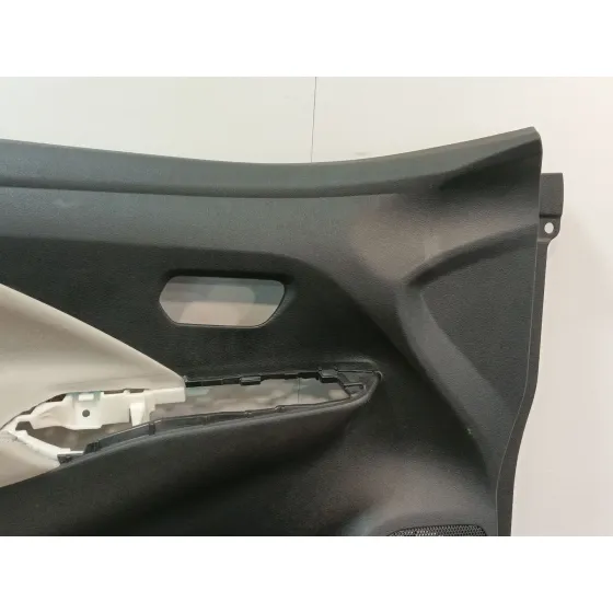 Guarnecido Puerta Delantera Izquierda para Nissan Micra V (K14)
