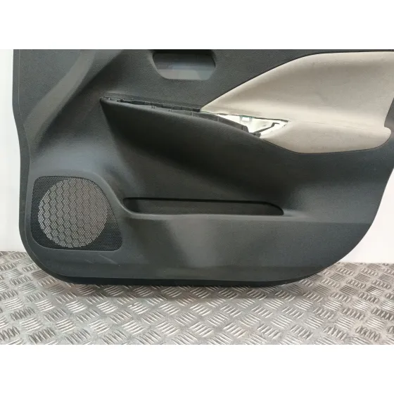 Guarnecido Puerta Delantera Derecha para Nissan Micra V (K14)