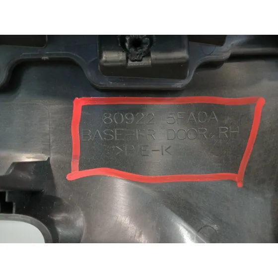 Guarnecido Puerta Delantera Derecha para Nissan Micra V (K14)