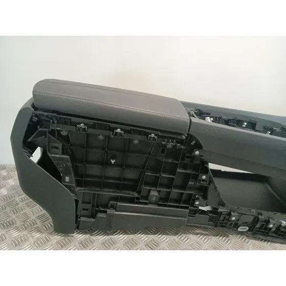 Consola Central para Nissan X-Trail I (T30)