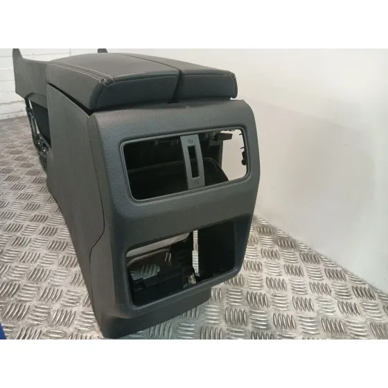 Consola Central para Nissan X-Trail I (T30)
