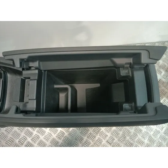 Consola Central para Nissan X-Trail I (T30)