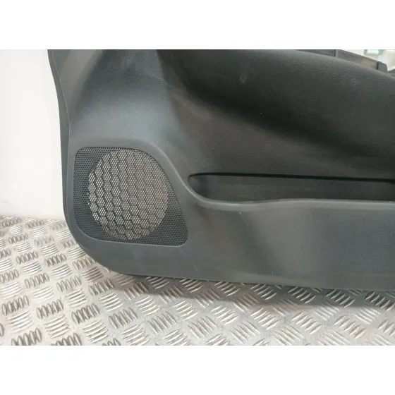 Guarnecido Puerta Delantera Derecha para Nissan Micra V (K14)