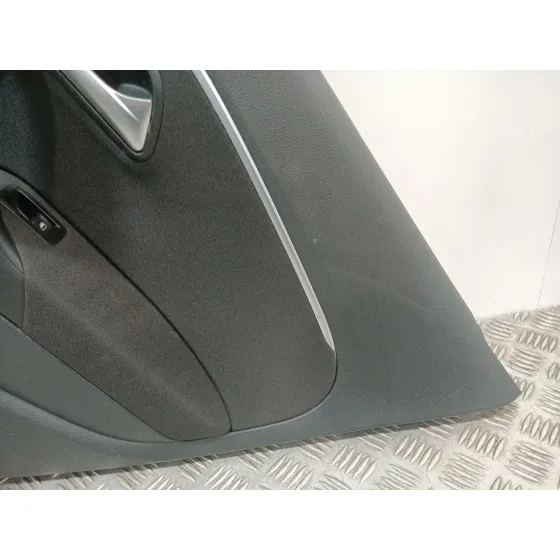 Guarnecido Puerta Trasera Derecha para Volkswagen Polo V (6R1, 6C1)