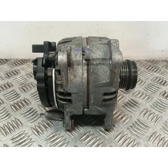 Alternador para Audi A4 B6 Avant (8E5)