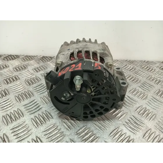 Alternador para Opel Corsa D (S07)