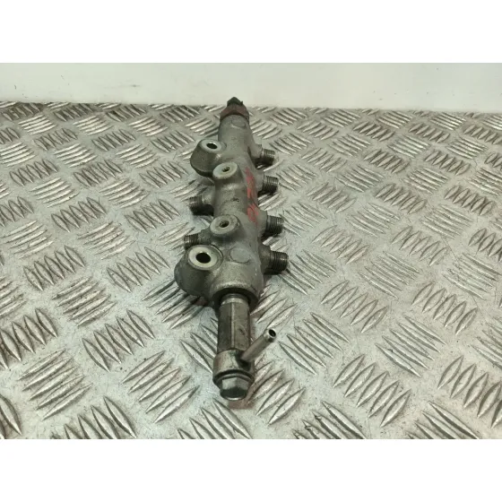 Rampa Inyectora para Mazda 5 Berl. (Cr)