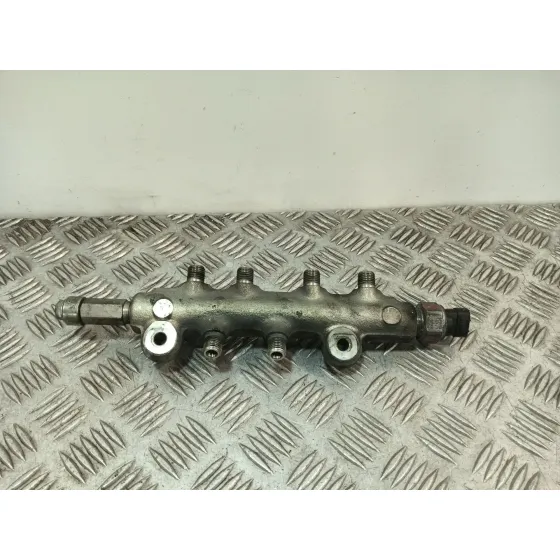 Rampa Inyectora para Mazda 5 Berl. (Cr)