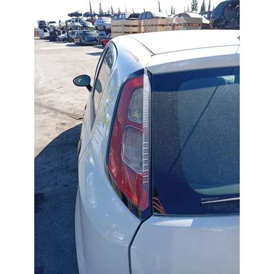 Piloto Trasero Izquierdo para Fiat Grande Punto (199_)
