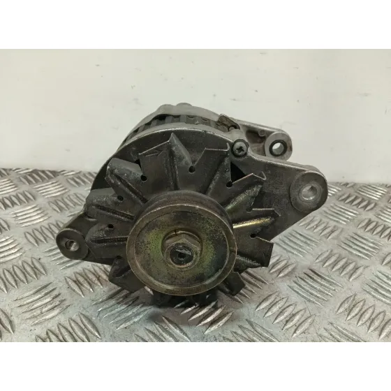 Alternador para Nissan Vanette Furgoneta (_C22)