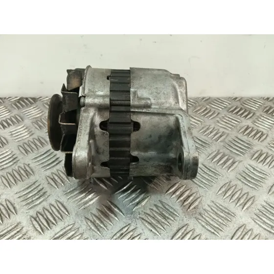 Alternador para Nissan Vanette Furgoneta (_C22)