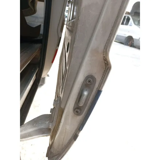 Cerradura Puerta Corredera Derecha para Nissan Vanette Furgoneta (_C22)