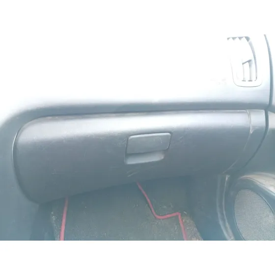 Guantera para Kia Cee'd Hatchback (Ed)