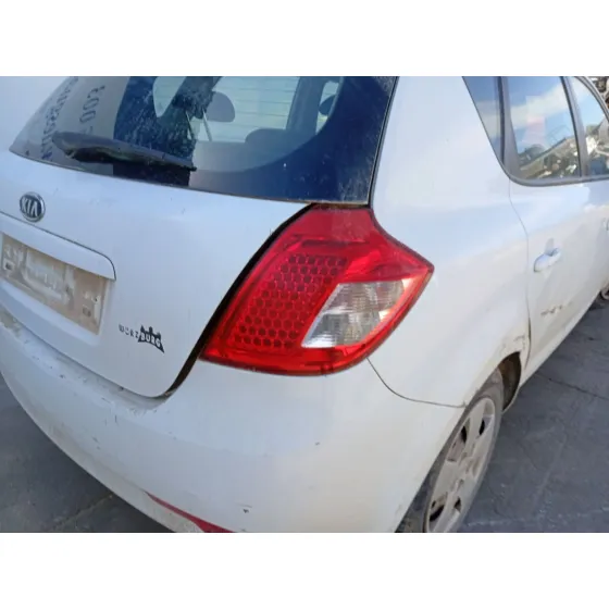 Piloto Trasero Derecho para Kia Cee'd Hatchback (Ed)
