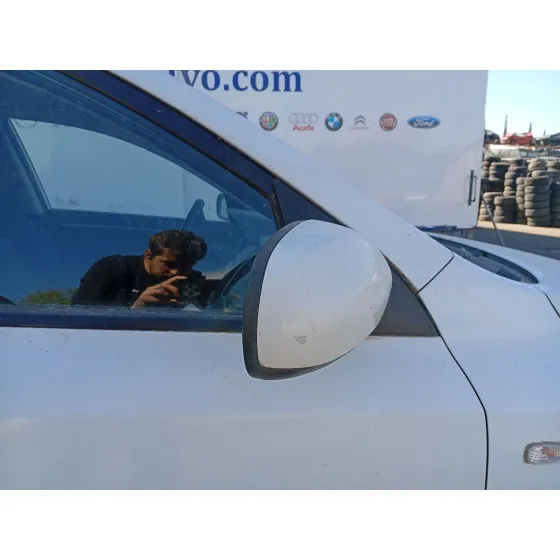 Retrovisor Derecho para Kia Cee'd Hatchback (Ed)