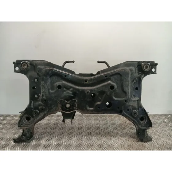 Puente Delantero para Mazda 3 Lim. (Bl)