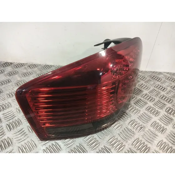 Piloto Trasero Izquierdo para Audi A3 (8P1)