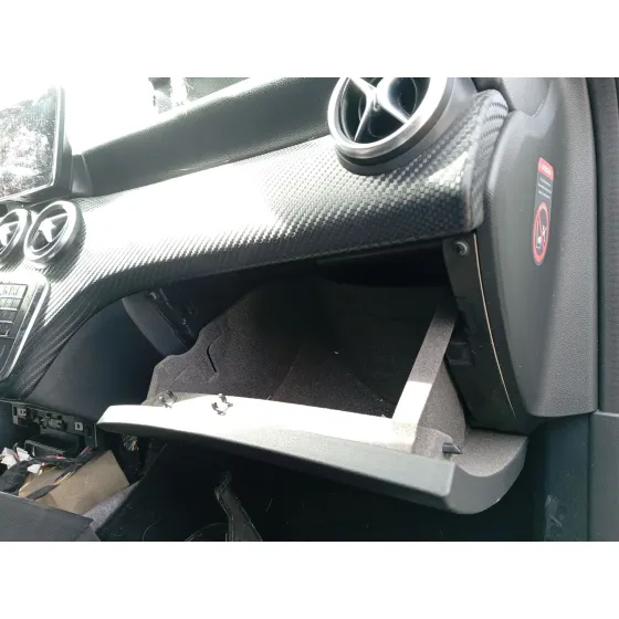 Guantera para Mercedes-Benz Clase A (W176)