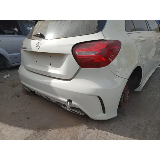 Paragolpes Trasero para Mercedes-Benz Clase A (W176)