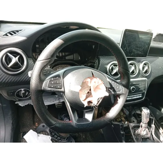 Volante para Mercedes-Benz Clase A (W176)