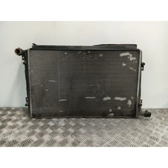 Radiador Agua para Seat Leon (1P1)