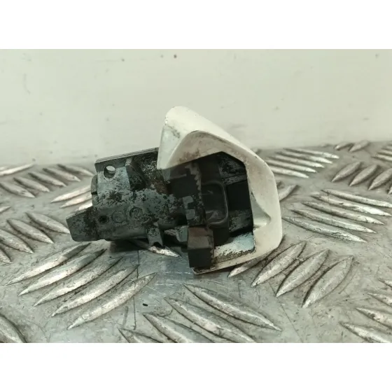 Bombin Puerta Delantera Izquierda para Mercedes-Benz Clase A (W176)