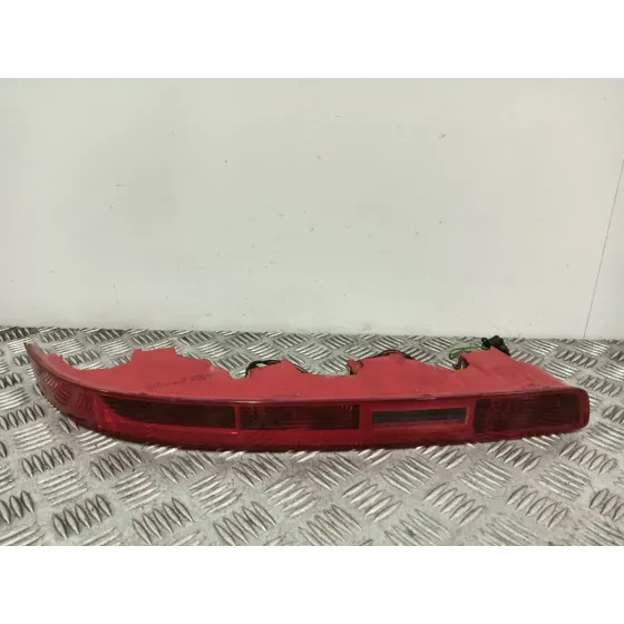 Piloto Trasero Inferior Izquierdo para Audi Q7 (4Lb)