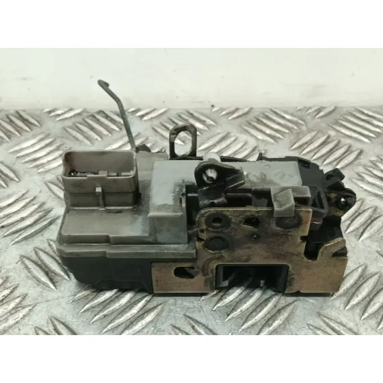 Cerradura Puerta Delantera Izquierda para Peugeot 306 Berlina 3/4/5 Puertas (S2)