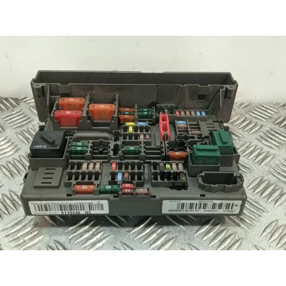 Caja Reles / Fusibles para Bmw 1 (E81)