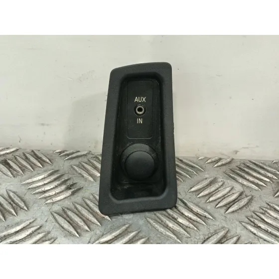 Moldura para Bmw 1 (E81)