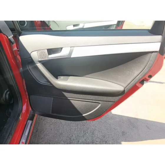 Puerta Trasera Derecha para Audi A3 Sportback (8Pa)